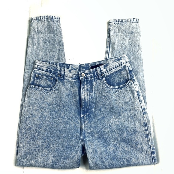 Vintage Light Mineral Wash Tapered Leg High Waisted Mom Jeans - Picture 1 of 3